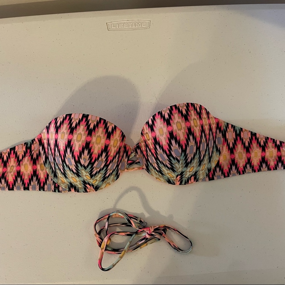 Victoria’s Secret Bikini Top